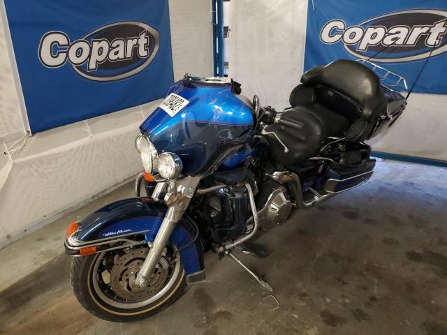 1HD1FCW184Y619536 - 2004 HARLEY-DAVIDSON FLHTCUI 蓝色 照片 2