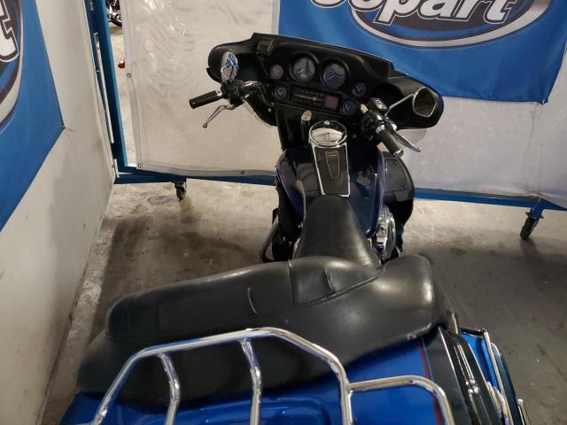 1HD1FCW184Y619536 - 2004 HARLEY-DAVIDSON FLHTCUI 蓝色 照片 6