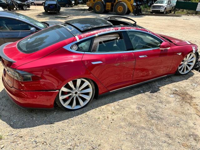 5YJSA1E42FF114101 - 2015 TESLA MODEL S أحمر صورة 4