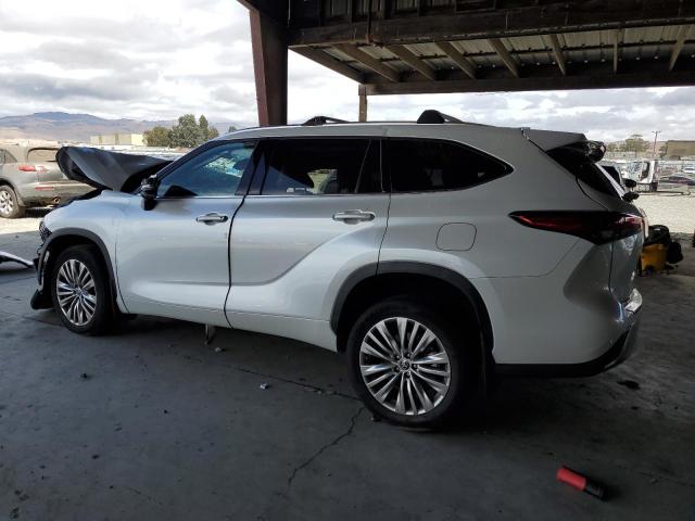 5TDKDRBH5PS509450 - 2023 TOYOTA HIGHLANDER L თეთრი ფოტო 2