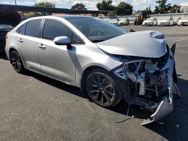 5YFP4MCE4SP221319 - 2025 TOYOTA COROLLA SE SILVER photo 4