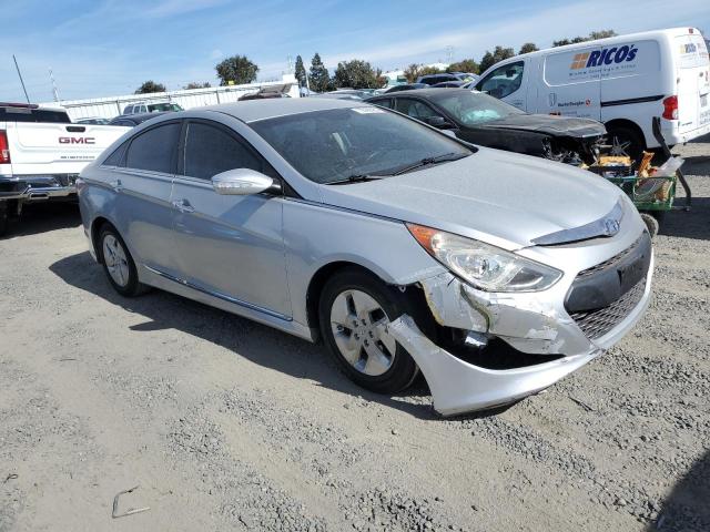 KMHEC4A40CA045374 - 2012 HYUNDAI SONATA HYBRID SILVER photo 4