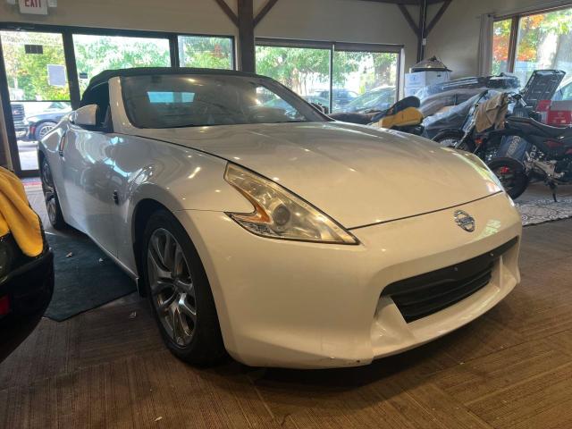 JN1AZ4FH5AM300225 - 2010 NISSAN 370Z WHITE photo 1