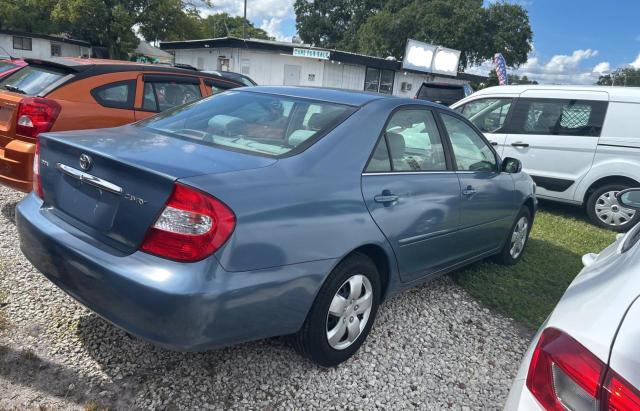 4T1BE32K62U625830 - 2002 TOYOTA CAMRY LE BLUE photo 4