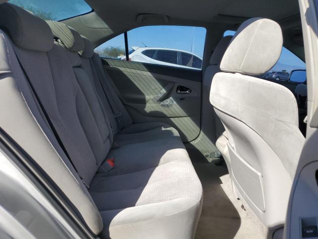 4T4BF3EK4BR106225 - 2011 TOYOTA CAMRY BASE SILVER photo 10