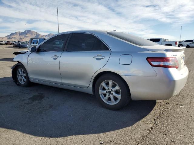 4T4BF3EK4BR106225 - 2011 TOYOTA CAMRY BASE SILVER photo 2