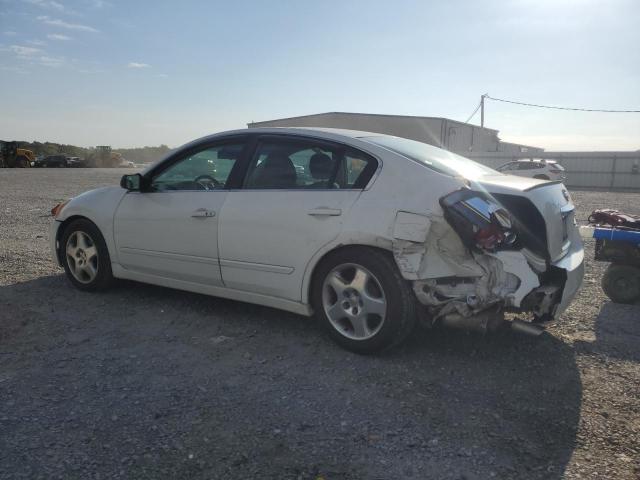 1N4AL2AP2BN440459 - 2011 NISSAN ALTIMA BASE WHITE photo 2