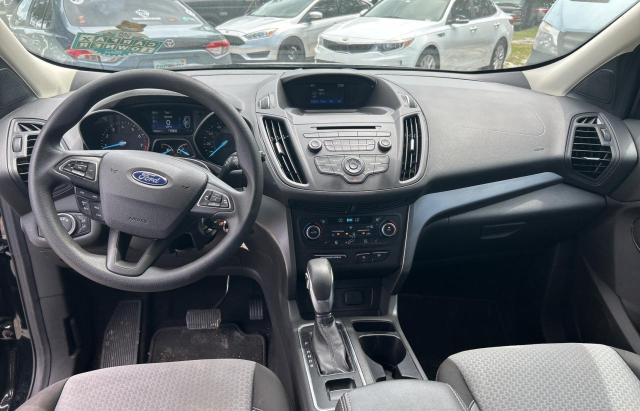 1FMCU0GD0JUB04763 - 2018 FORD ESCAPE SE 黑色 照片 9