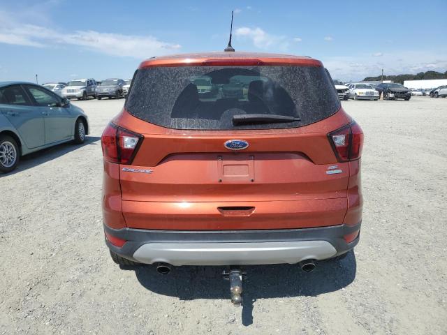 1FMCU0GD1KUB62964 - 2019 FORD ESCAPE SE ნარინჯისფერი ფოტო 6