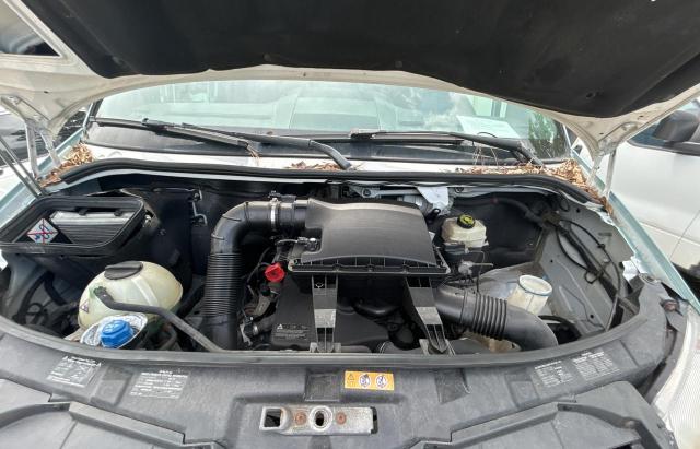 WD3PE7DC4E5864096 - 2014 MERCEDES-BENZ SPRINTER 2500 BLUE photo 7