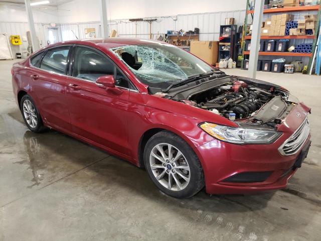 3FA6P0H70HR185742 - 2017 FORD FUSION SE RED photo 4