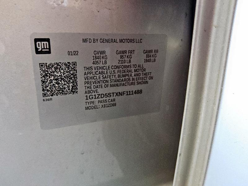 1G1ZD5STXNF111488 - 2022 CHEVROLET MALIBU LT 银色 照片 12