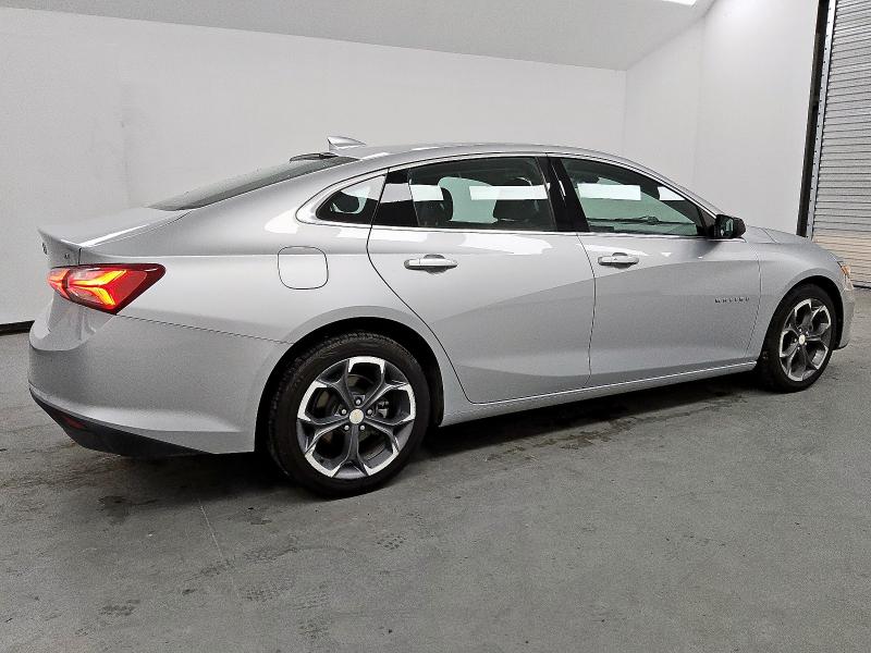 1G1ZD5STXNF111488 - 2022 CHEVROLET MALIBU LT 银色 照片 3