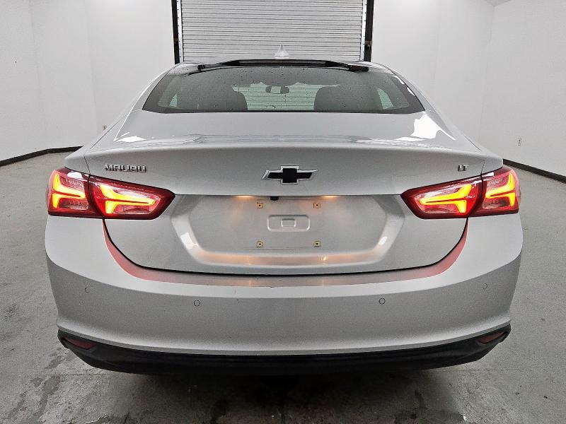 1G1ZD5STXNF111488 - 2022 CHEVROLET MALIBU LT 银色 照片 6