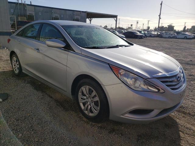 5NPEB4AC5CH447429 - 2012 HYUNDAI SONATA GLS SILVER photo 4