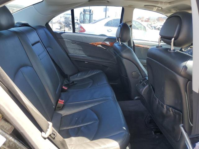 WDBUF65J44A408746 - 2004 MERCEDES-BENZ E 320 黑色 照片 10