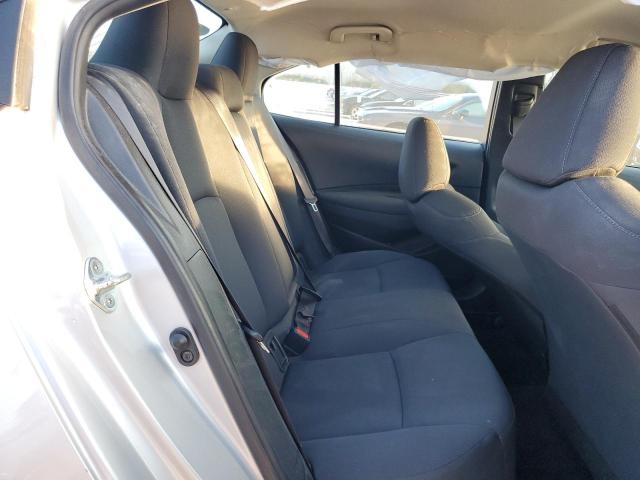 5YFEPMAE3NP383559 - 2022 TOYOTA COROLLA LE ვერცხლისფერი ფოტო 10