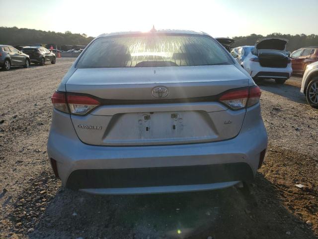 5YFEPMAE3NP383559 - 2022 TOYOTA COROLLA LE ვერცხლისფერი ფოტო 6