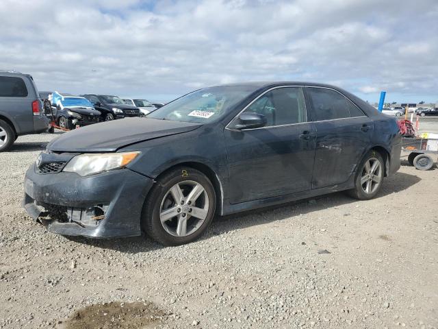 2014 TOYOTA CAMRY L, 