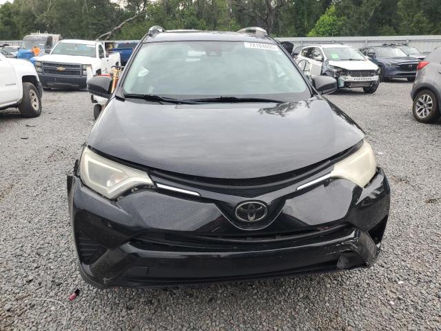 2T3ZFREV9JW453965 - 2018 TOYOTA RAV4 LE Negro foto 5