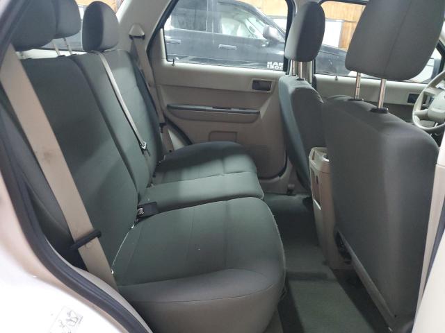 1FMCU9C74CKB13856 - 2012 FORD ESCAPE XLS WHITE photo 11
