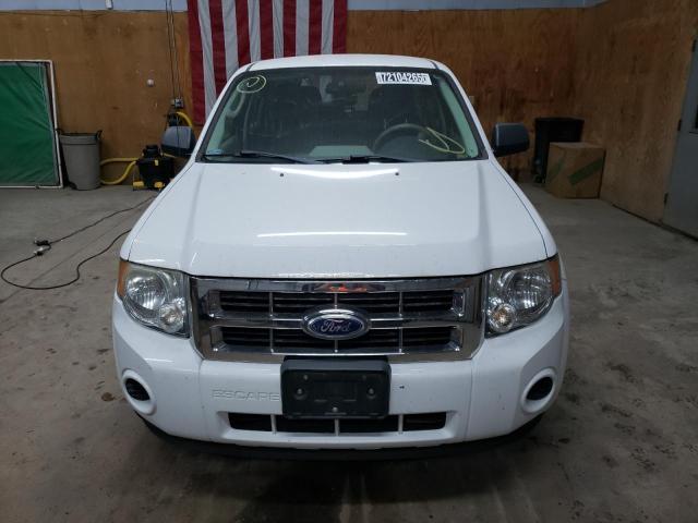 1FMCU9C74CKB13856 - 2012 FORD ESCAPE XLS WHITE photo 5