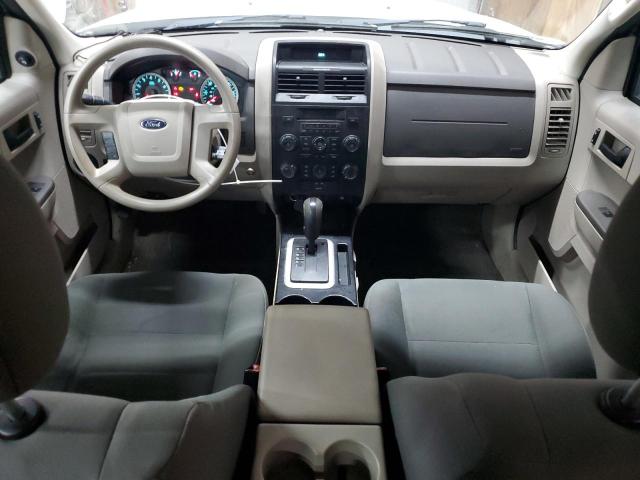 1FMCU9C74CKB13856 - 2012 FORD ESCAPE XLS WHITE photo 8