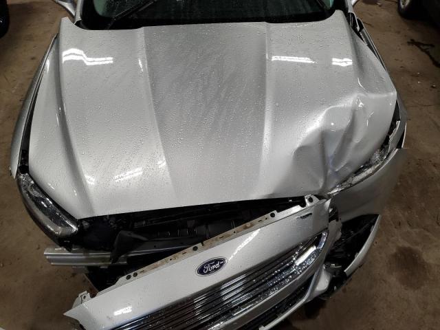 3FA6P0H90FR213067 - 2015 FORD FUSION SE SILVER photo 11