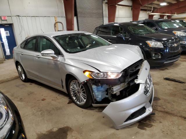 3FA6P0H90FR213067 - 2015 FORD FUSION SE SILVER photo 4