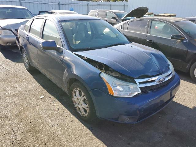 1FAHP36N79W236955 - 2009 FORD FOCUS SES BLUE photo 4