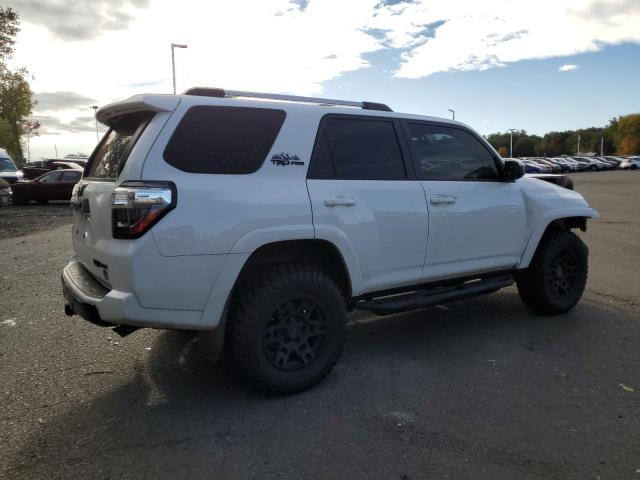 JTEBU5JR1H5421341 - 2017 TOYOTA 4RUNNER SR5/SR5 PREMIUM 白色 照片 3