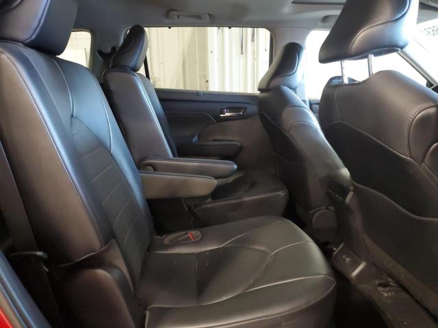 5TDGZRBH7MS095106 - 2021 TOYOTA HIGHLANDER XLE წითელი ფოტო 11