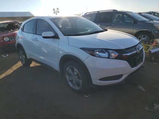 3CZRU6H34HM710938 - 2017 HONDA HR-V LX WHITE photo 4