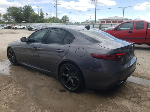 ZARFAECN6J7579618 - 2018 ALFA ROMEO GIULIA TI GRAY photo 2