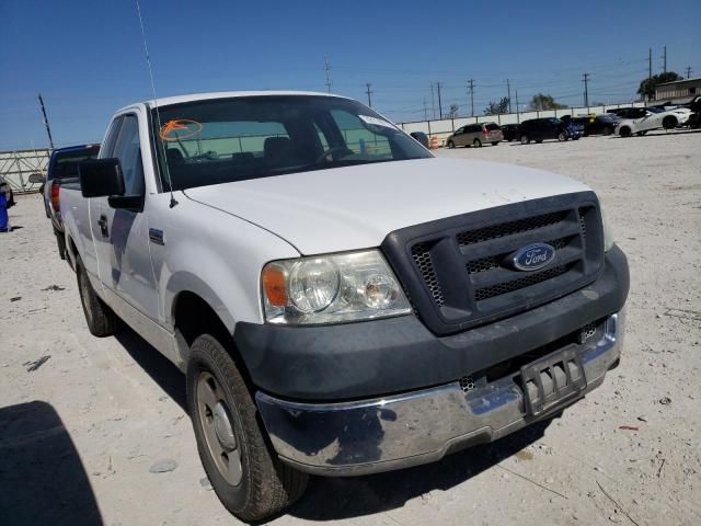 1FTRF12W75NA17546 - 2005 FORD F150 2WD WHITE photo 4