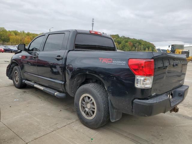 5TFDW5F1XDX317214 - 2013 TOYOTA TUNDRA CREWMAX SR5 BLACK photo 2