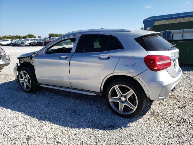 WDCTG4EB9FJ138482 - 2015 MERCEDES-BENZ GLA 250 SILVER photo 2