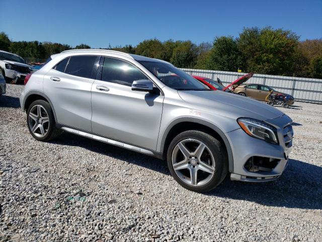 WDCTG4EB9FJ138482 - 2015 MERCEDES-BENZ GLA 250 SILVER photo 4