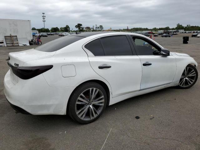 JN1EV7ARXJM432881 - 2018 INFINITI Q50 LUXE WHITE photo 3