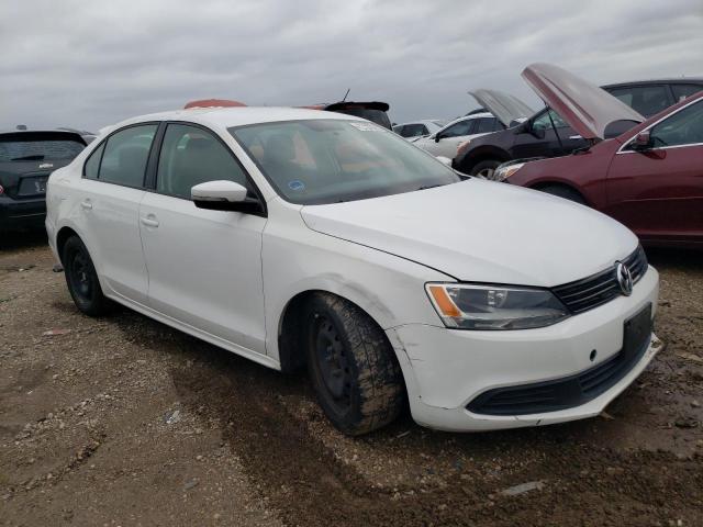 3VWDZ7AJXBM301668 - 2011 VOLKSWAGEN JETTA SE WHITE photo 4