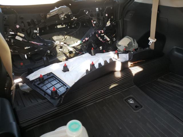 5TDGZRAHXNS541767 - 2022 TOYOTA HIGHLANDER XLE ნაცრისფერი ფოტო 13