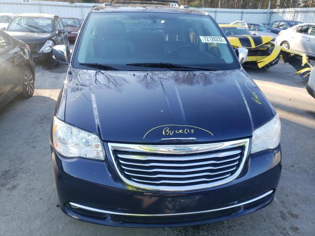 2C4RC1CG2FR675070 - 2015 CHRYSLER TOWN & COU TOURING L BLUE photo 5