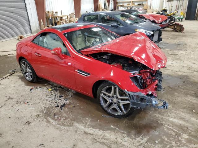 WDDPK4HA7FF100136 - 2015 MERCEDES-BENZ SLK 250 RED photo 4