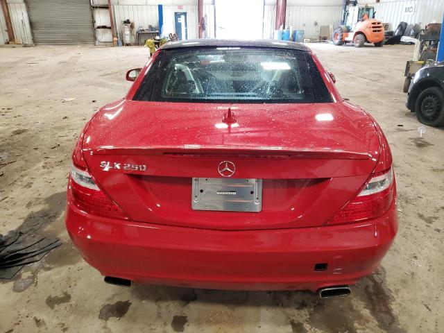 WDDPK4HA7FF100136 - 2015 MERCEDES-BENZ SLK 250 RED photo 6