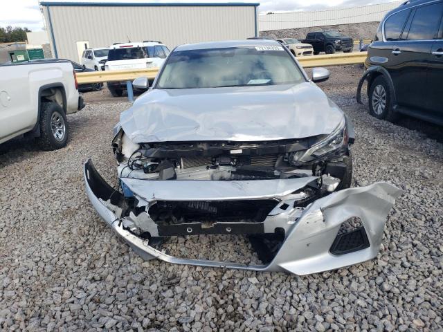 1N4BL4DV8MN365912 - 2021 NISSAN ALTIMA SV SILVER photo 5