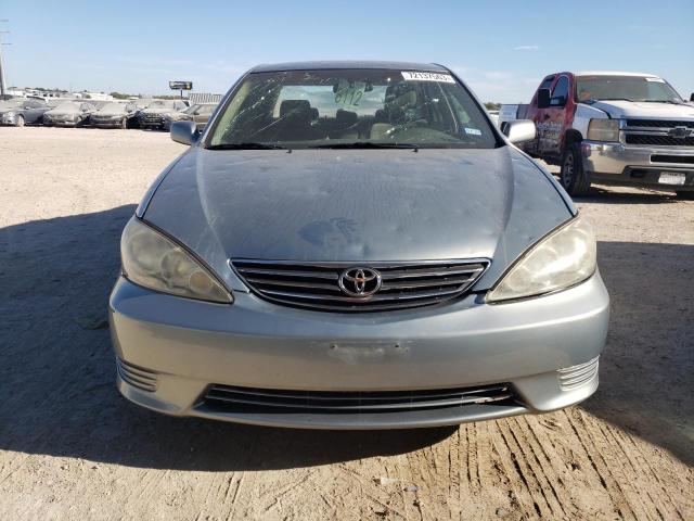 4T1BE32K45U632683 - 2005 TOYOTA CAMRY LE SILVER photo 5