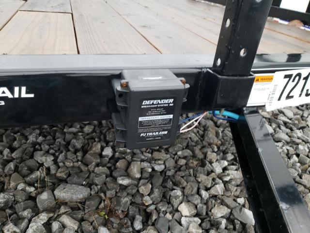 3CV1U2629N2640667 - 2022 PJ TRAILER BLACK photo 8