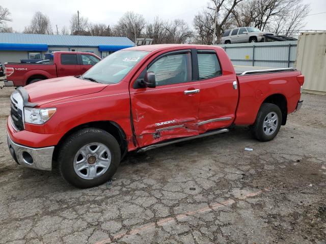 5TFRM5F10BX033681 - 2011 TOYOTA TUNDRA DOUBLE CAB SR5 RED photo 1