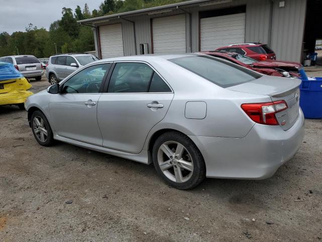 4T1BF1FK3DU244550 - 2013 TOYOTA CAMRY L SILVER photo 2