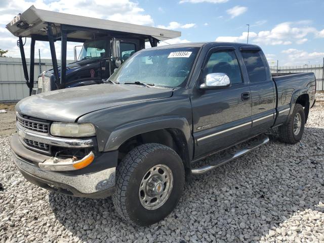 2001 CHEVROLET SILVERADO K2500, 